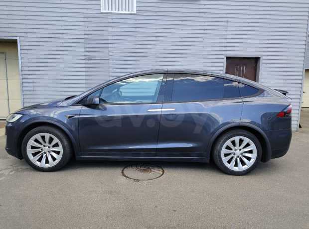 Tesla Model X I