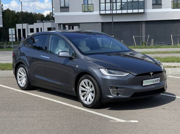 Tesla Model X I