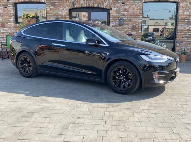 Tesla Model X I