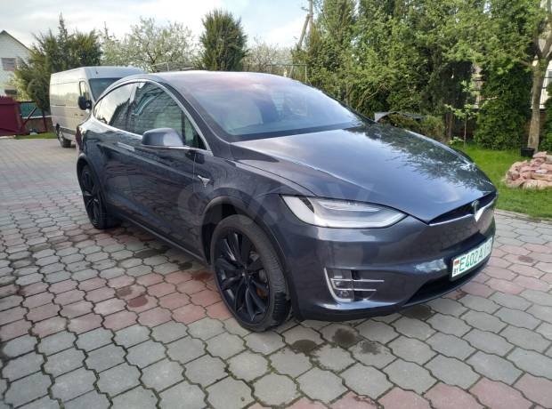 Tesla Model X I