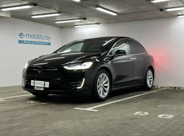 Tesla Model X I