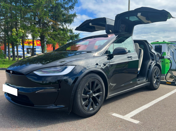 Tesla Model X I Рестайлинг