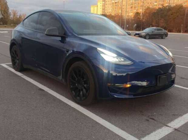 Tesla Model Y I, 2020, пробег 144000 км Tesla Model Y I, 2020, пробег 144000 км