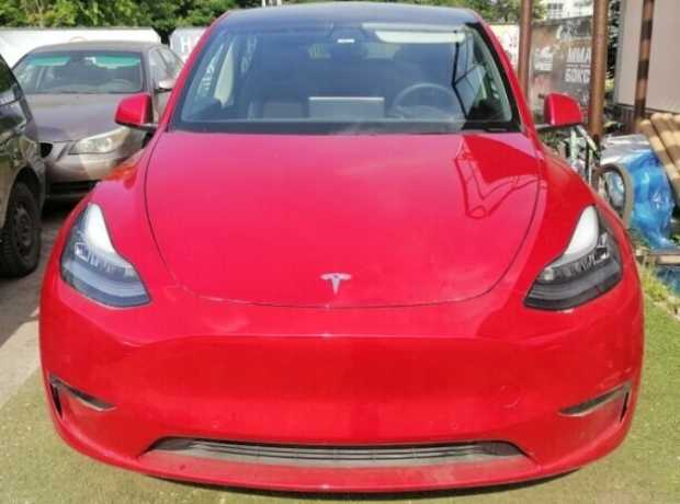 Tesla Model Y I, 2020, пробег 28300 км