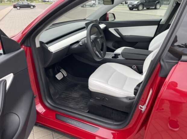 Tesla Model Y I, 2021, пробег 39000 км
