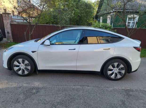 Tesla Model Y I, 2022, пробег 37300 км