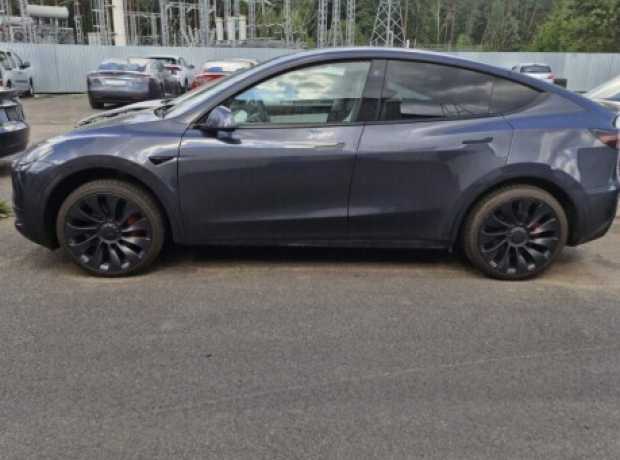 Tesla Model Y I, 2022, пробег 60000 км