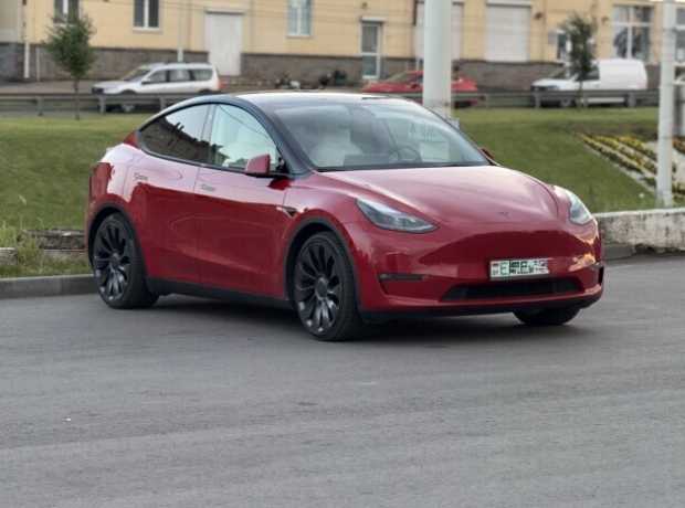 Tesla Model Y I, 2022, пробег 62000 км