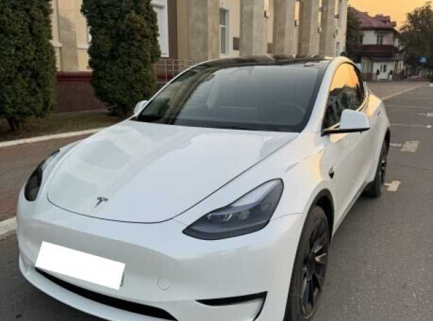 Tesla Model Y I, 2023, пробег 15000 км