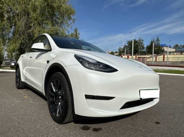 Tesla Model Y I, 2023, пробег 16500 км