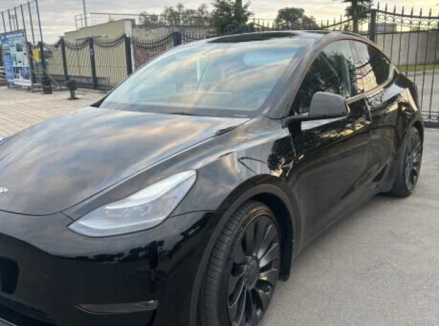 Tesla Model Y I, 2023, пробег 19500 км