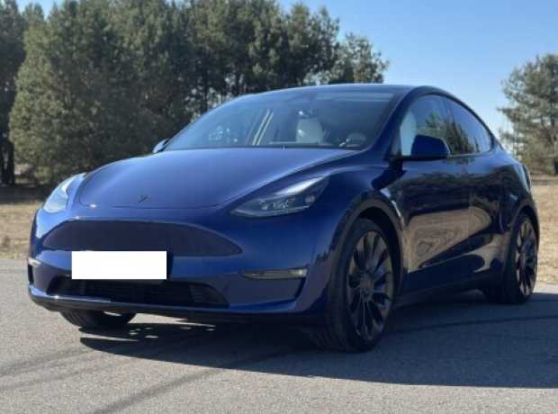 Tesla Model Y I, 2023, пробег 27000 км