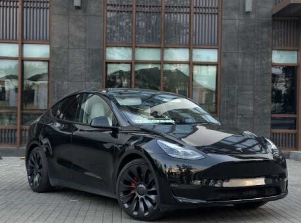 Tesla Model Y I, 2023, пробег 45000 км