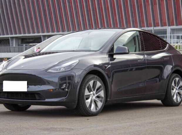 Tesla Model Y I, 2024, пробег 12000 км
