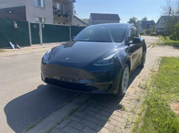Tesla Model Y I, 2024, пробег 23700 км