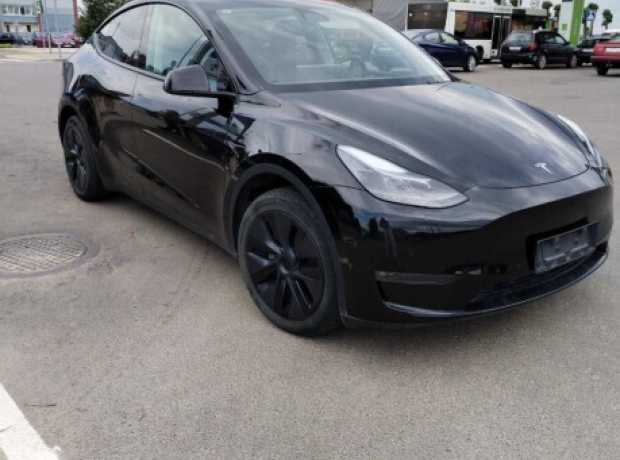 Tesla Model Y I, 2024, пробег 7000 км