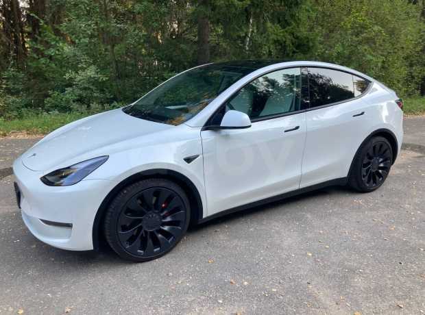 Tesla Model Y I