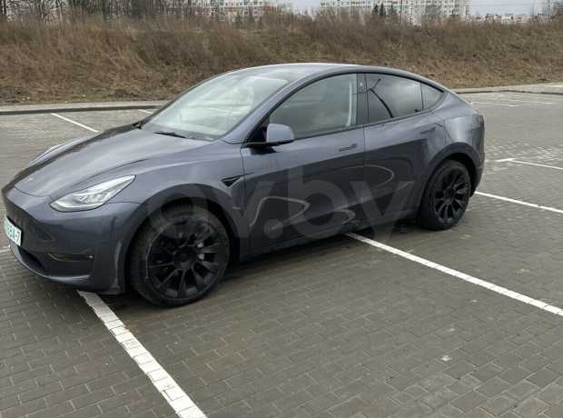 Tesla Model Y I