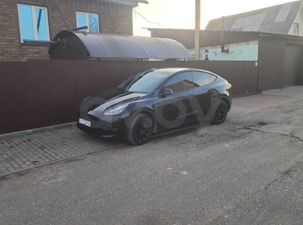 Tesla Model Y I