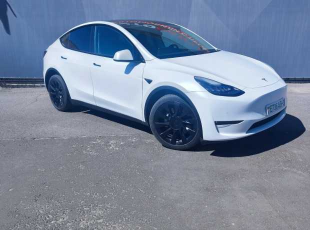 Tesla Model Y I