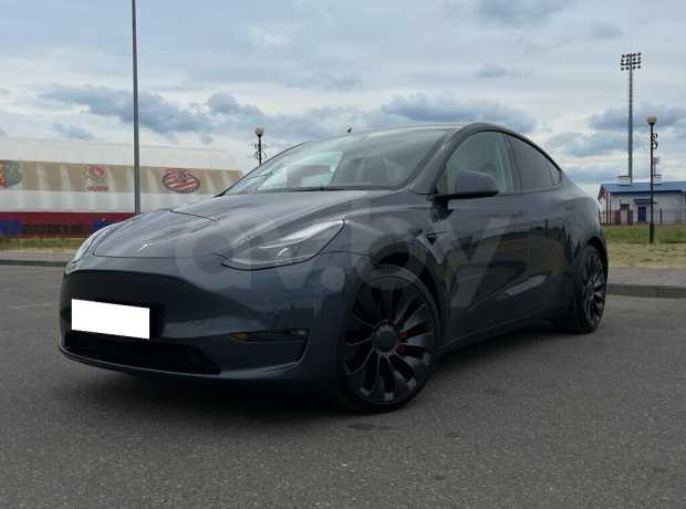 Tesla Model Y I