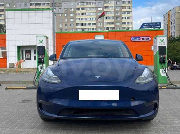 Tesla Model Y I