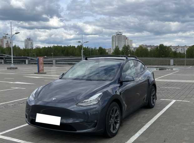 Tesla Model Y I