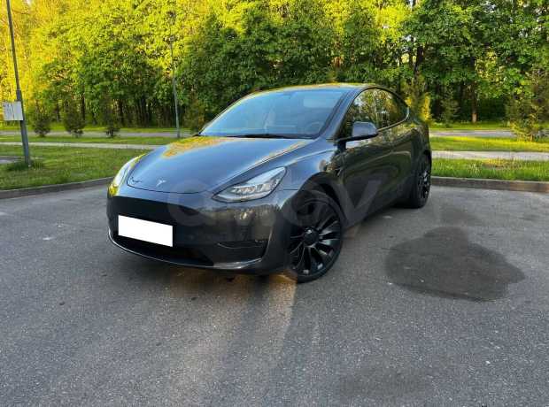 Tesla Model Y I