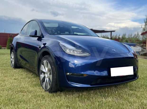 Tesla Model Y I