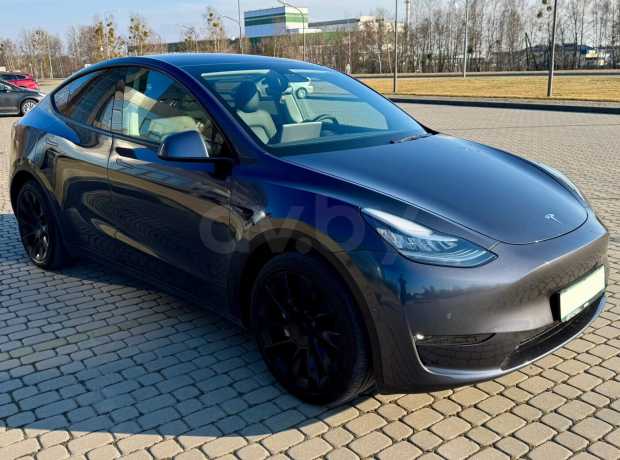 Tesla Model Y I
