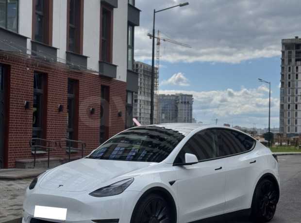 Tesla Model Y I
