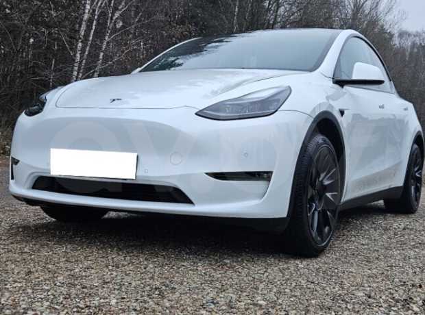Tesla Model Y I