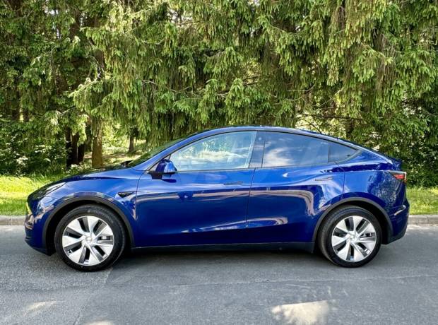 Tesla Model Y I