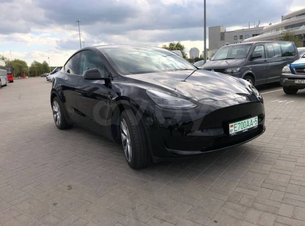 Tesla Model Y I