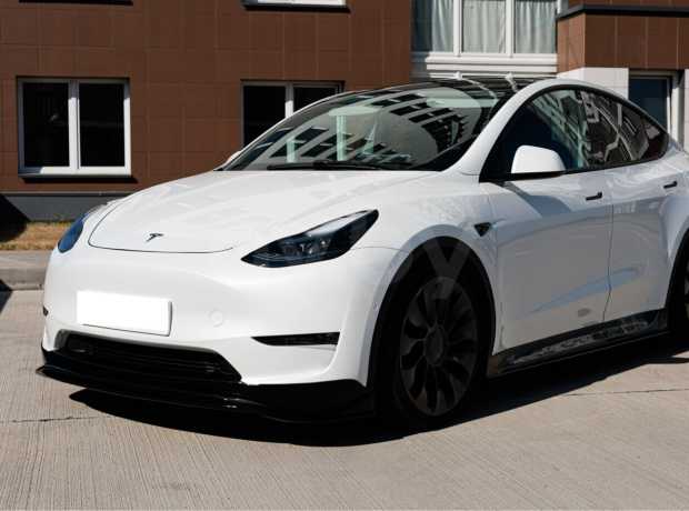 Tesla Model Y I