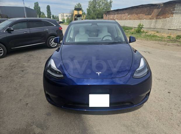 Tesla Model Y I