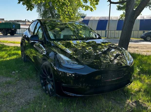 Tesla Model Y I