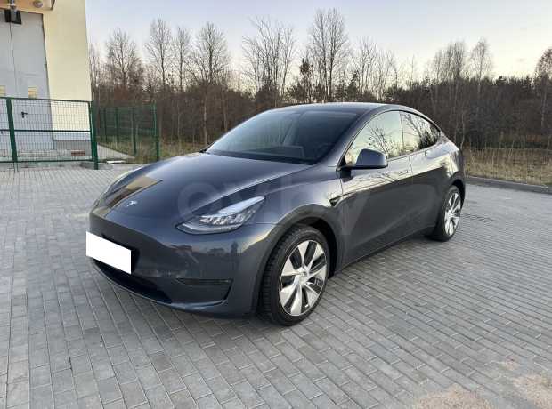 Tesla Model Y I