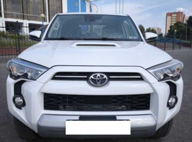 Toyota 4Runner V  Рестайлинг, 2020, пробег 60000 км