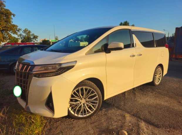 Toyota Alphard III  Рестайлинг, 2021, пробег 201000 км