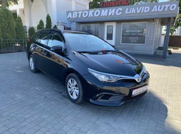 Toyota Auris II (E180)  Рестайлинг, 2018, пробег 225000 км