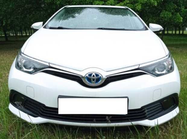 Toyota Auris II (E180)  Рестайлинг, 2018, пробег 237000 км