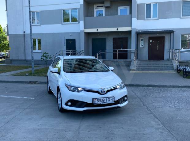 Toyota Auris II (E180) Рестайлинг