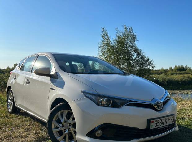 Toyota Auris II (E180) Рестайлинг