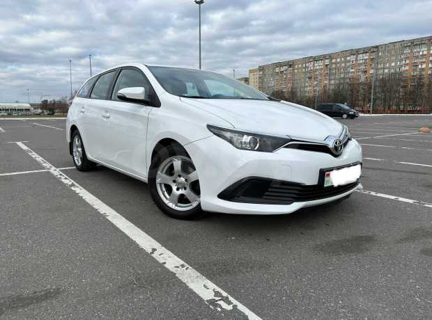 Toyota Auris II (E180) Рестайлинг