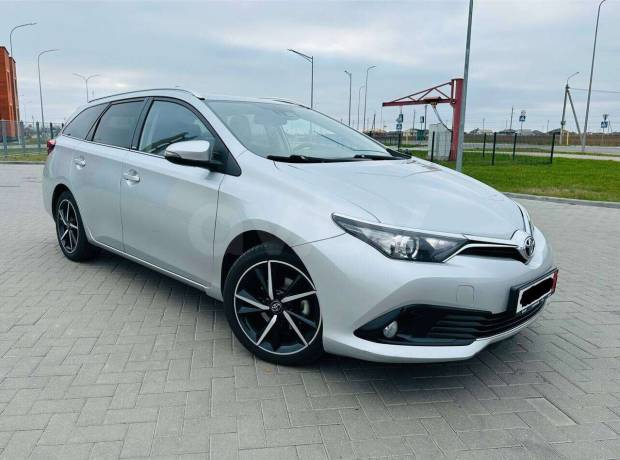 Toyota Auris II (E180) Рестайлинг