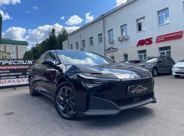 Toyota BZ3 , 2024, пробег 4500 км