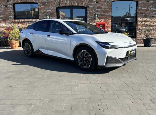 Toyota BZ3 I