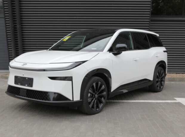 Toyota BZ3X , 2025, пробег 20 км
