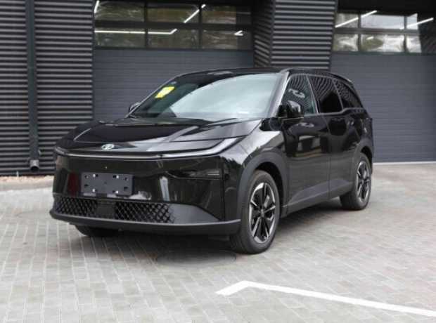 Toyota BZ3X , 2025, пробег 20 км Toyota BZ3X , 2025, пробег 20 км